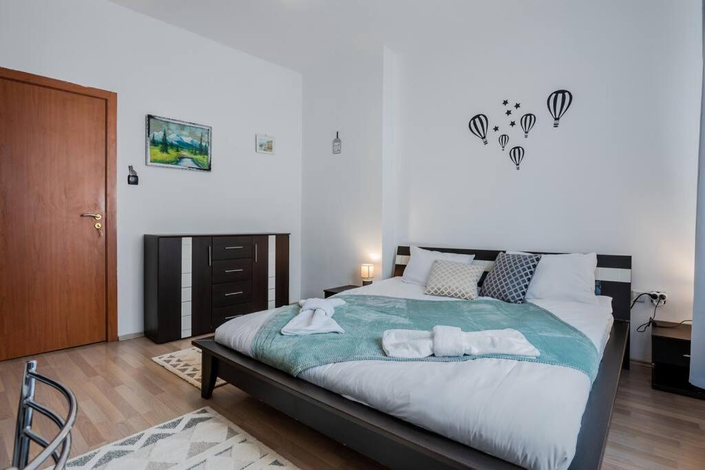 Spacious 3Bd Central Apartment Sofia Zewnętrze zdjęcie